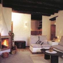 Las mejores habitaciones en Hotel Alcazaba de Busquistar. El entorno más romántico con nuestro Spa y Masaje en Granada